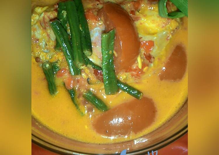 Langkah Mudah untuk memasak Kakap merah kuah kuning legit yang Lezat Sekali