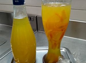 Una foto de Naranchello (Licor de Naranja)