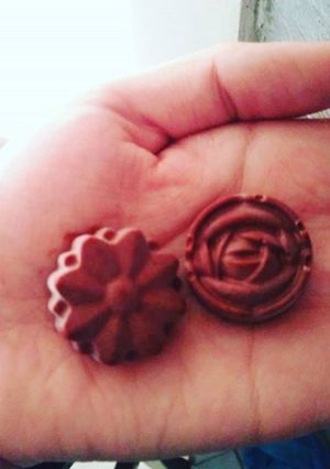 Una foto de Keto fatboms, dulces de chocolate sin azúcar, chocolate low carb
