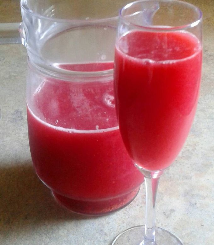 Una foto de Jugo de frambuesas