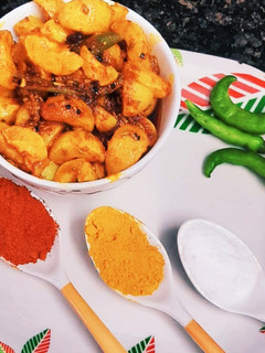 आंवले का अचार(amla ka achar recipe in Hindi) रेसिपी मुख्य फोटो