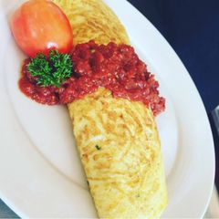 A picture of Omurice (Omelette rice).