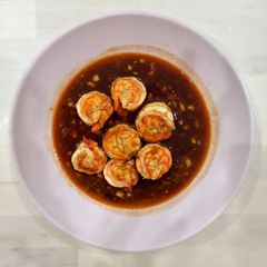 A picture of Garlic Prawns.