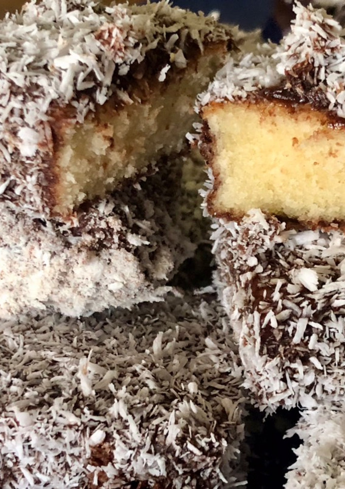 Una foto de Lamingtons