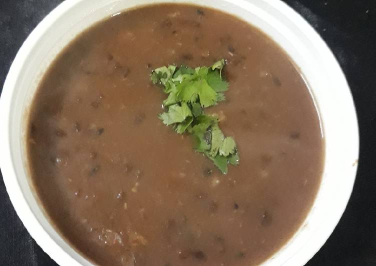 Steps to Make Favorite Makhni Dal
