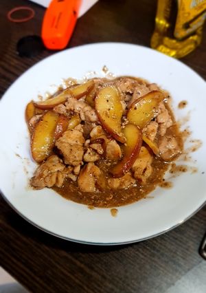 Foto resep Ayam Tumis Apel (Chicken Apple Stir-Fry)