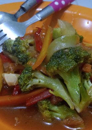 Foto resep Tumis Brokoli Udang Ebi Nyempil