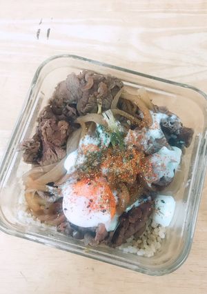 牛肉丼飯 的食譜成品照片