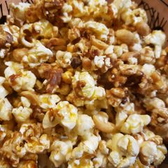 A picture of Homemade caramel popcorn.