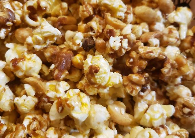 Recipe of Speedy Homemade caramel popcorn