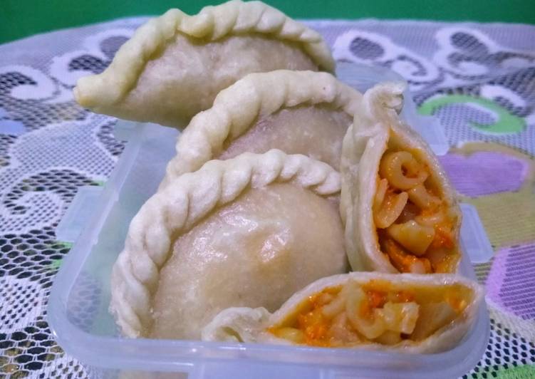 Bagaimana Menyiapkan Cireng Isi Makaroni Mercon Anti Gagal