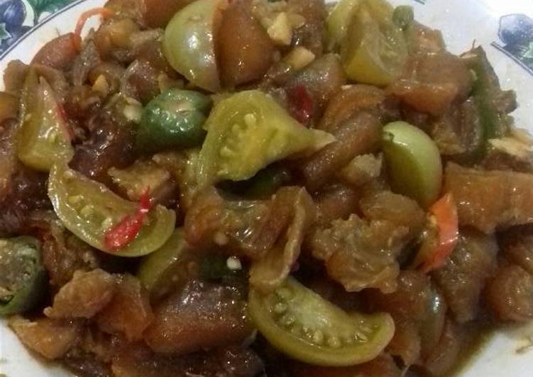Langkah Mudah untuk Menyiapkan Oseng kikil yang Lezat