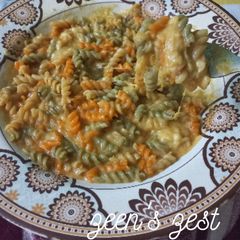 Tricolour Pasta with Mozzarella A picture of Tricolour Pasta with Mozzarella.