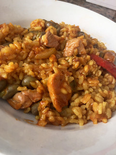 Una foto de Arroz con pavo y habas