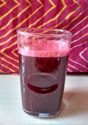 મિકસ વેજીટેબલ જયુસ (Mix Vegetable Juice Recipe in Gujarati) રેસીપી મુખ્ય ફોટો