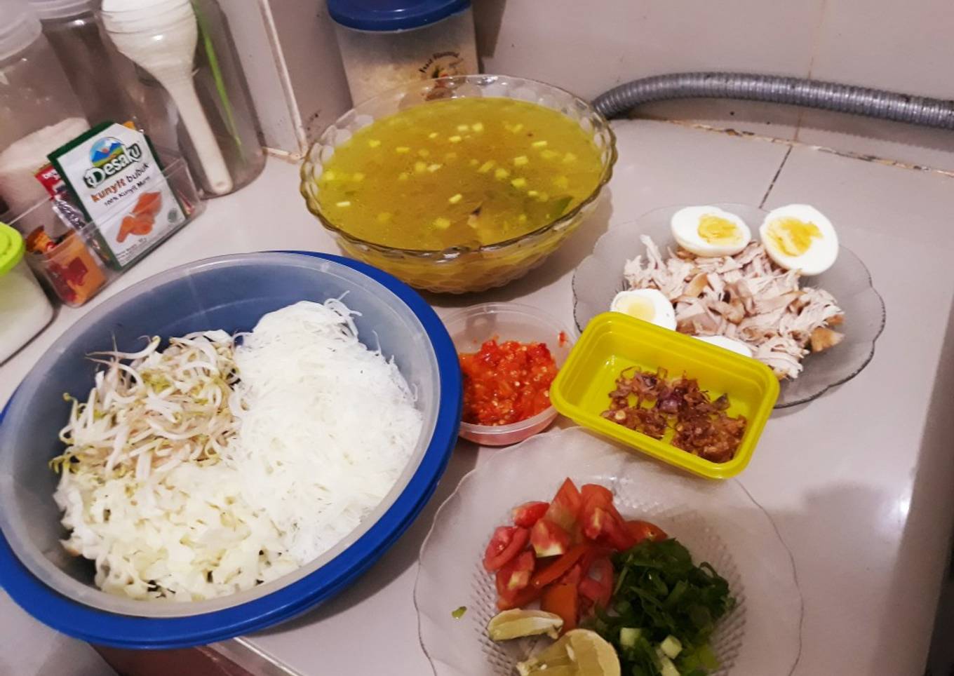 Soto ayam kuah kuning simple