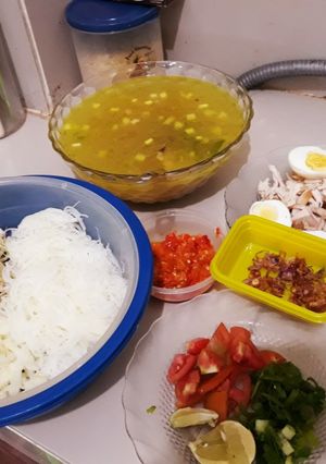 Foto resep Soto ayam kuah kuning simple