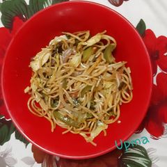 A picture of Noodles.