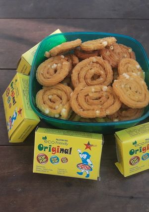 ચકરી(Chakri Recipe in Gujarati) રેસીપી મુખ્ય ફોટો