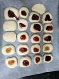 Jam biscuits