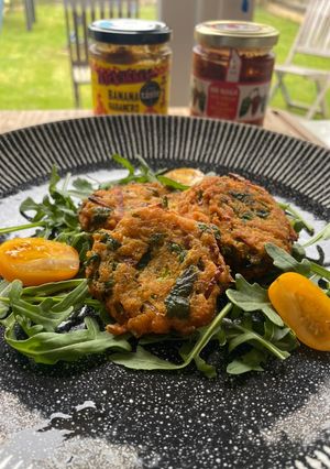 A picture of Mushoor Daler Bora - Bengali lentil fritters.