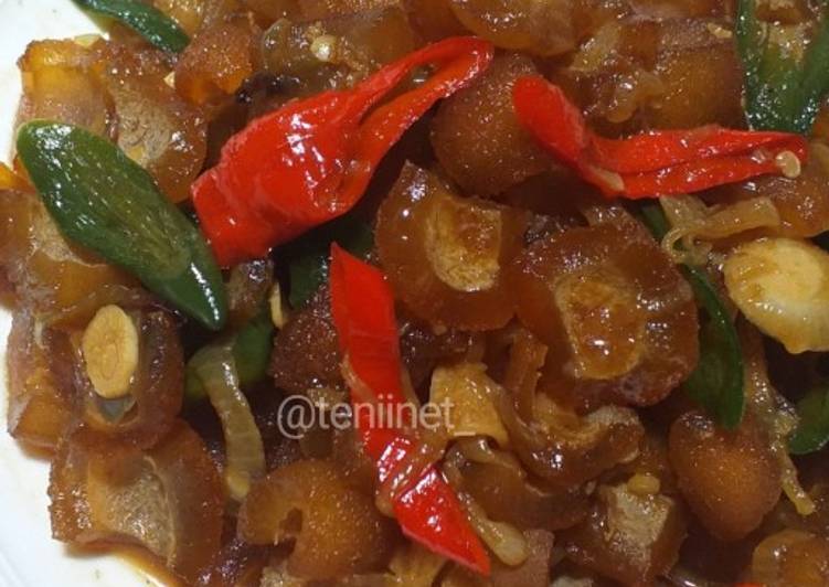 Langkah Mudah untuk Membuat Kikil Manis Masak Cabe yang Bisa Manjain Lidah