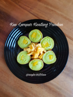 Foto resep Kue Lumpur Kentang Pandan (minggu 2)