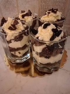 Krémtúrós-piskótás pohárdesszert cukormentesen recept fotója