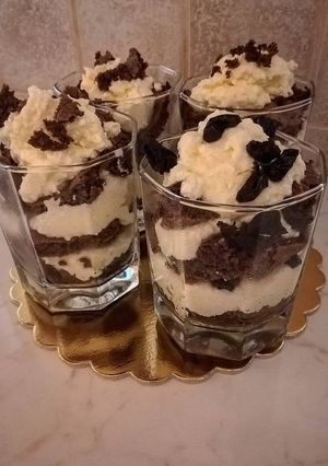 Krémtúrós-piskótás pohárdesszert cukormentesen recept fotója