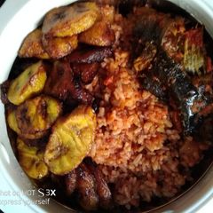 A picture of Pineapple jollof rice#abjmom #MyHubFav.