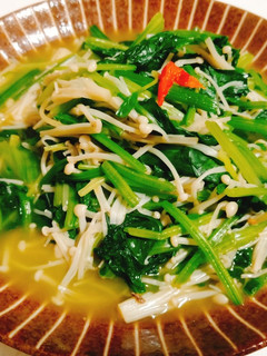 💡金針菇炒菠菜 的食譜成品照片