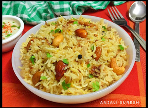 A picture of Kashmiri Pulao.