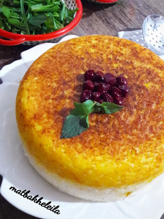 عکسی از دستور تهچین آلبالو