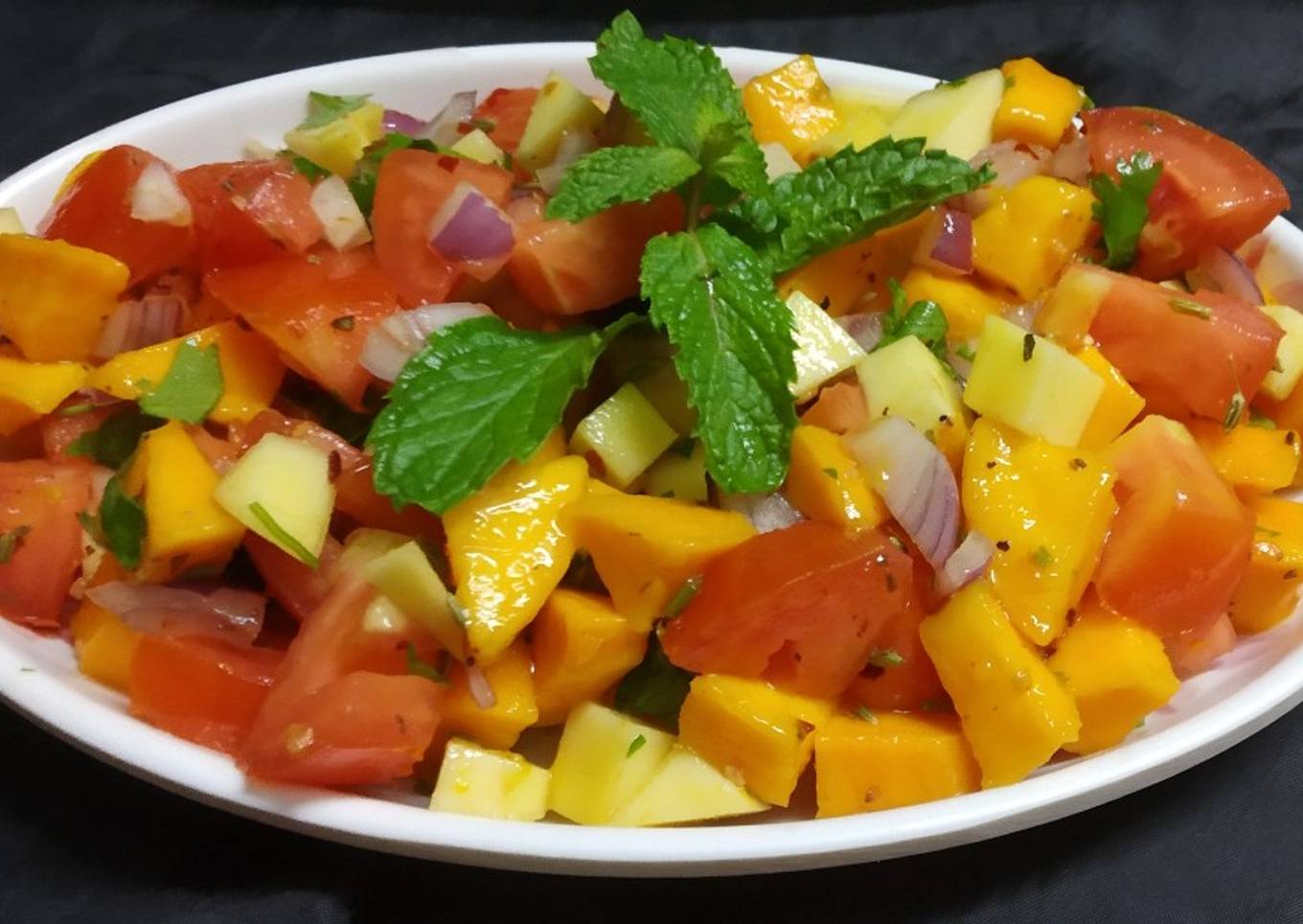 Totapuri aam recipe - mango salsa