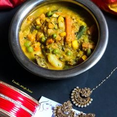 A picture of Diwani Handi.