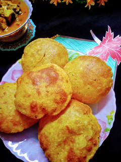 करारी मसाला पूड़ी (karari masala poori recipe in Hindi) रेसिपी मुख्य फोटो