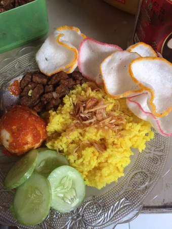 Cara Sederhana Membuat Resep  Nasi kuning sederhana ala saya (quick and express) yang Bisa Manjain Lidah, Menggugah Selera