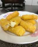 Bí quyết làm phô mai que tan chảy, kéo sợi và để lâu khó đông lại