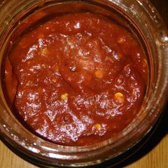 A picture of Homemade pizza sauce.
