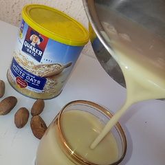 Oat milk A picture of Oat milk.