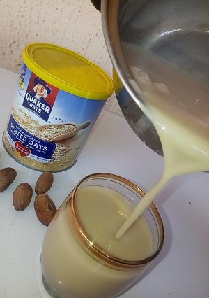 A picture of Oat milk.