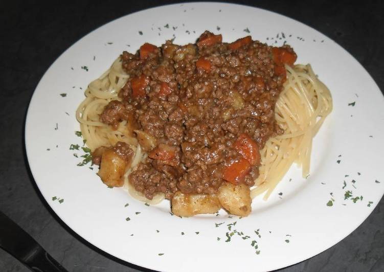 Simple Way to Make Ultimate Spaghetti and mince