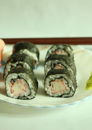 A picture of Sushi Roll.