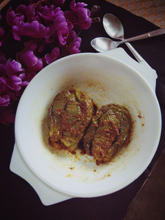 भरवां बैंगन माइक्रोवेव में (Bharva baingan microwave mein recipe in Hindi) रेसिपी मुख्य फोटो