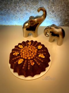 عکسی از دستور کیک شکلاتی گردویی