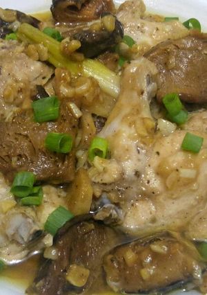 A picture of Steamed Chicken and Mushroom.