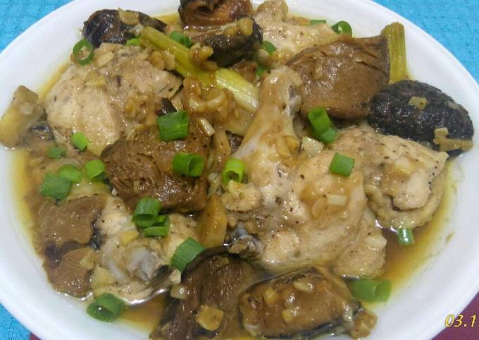 Steamed Chicken and Mushroom