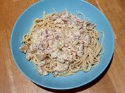Una foto de salsa carbonara con nata thermomix