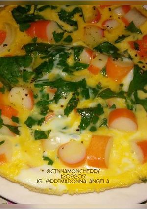 A picture of Kani (Imitation Crab) Omelet.