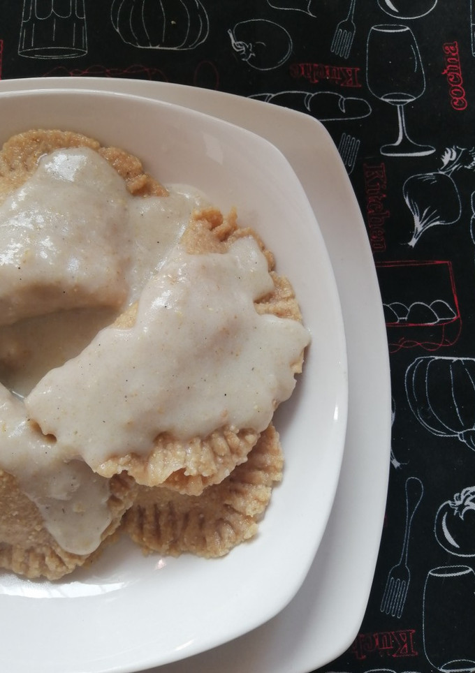 Una foto de Ravioles integrales rellenos de pollo